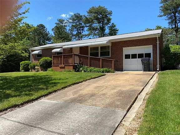3rd image of 139 Winston Dr