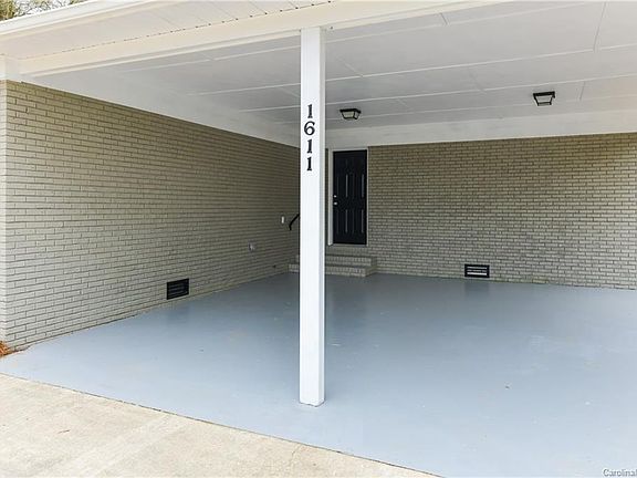 5th image of 1611 Estes Dr