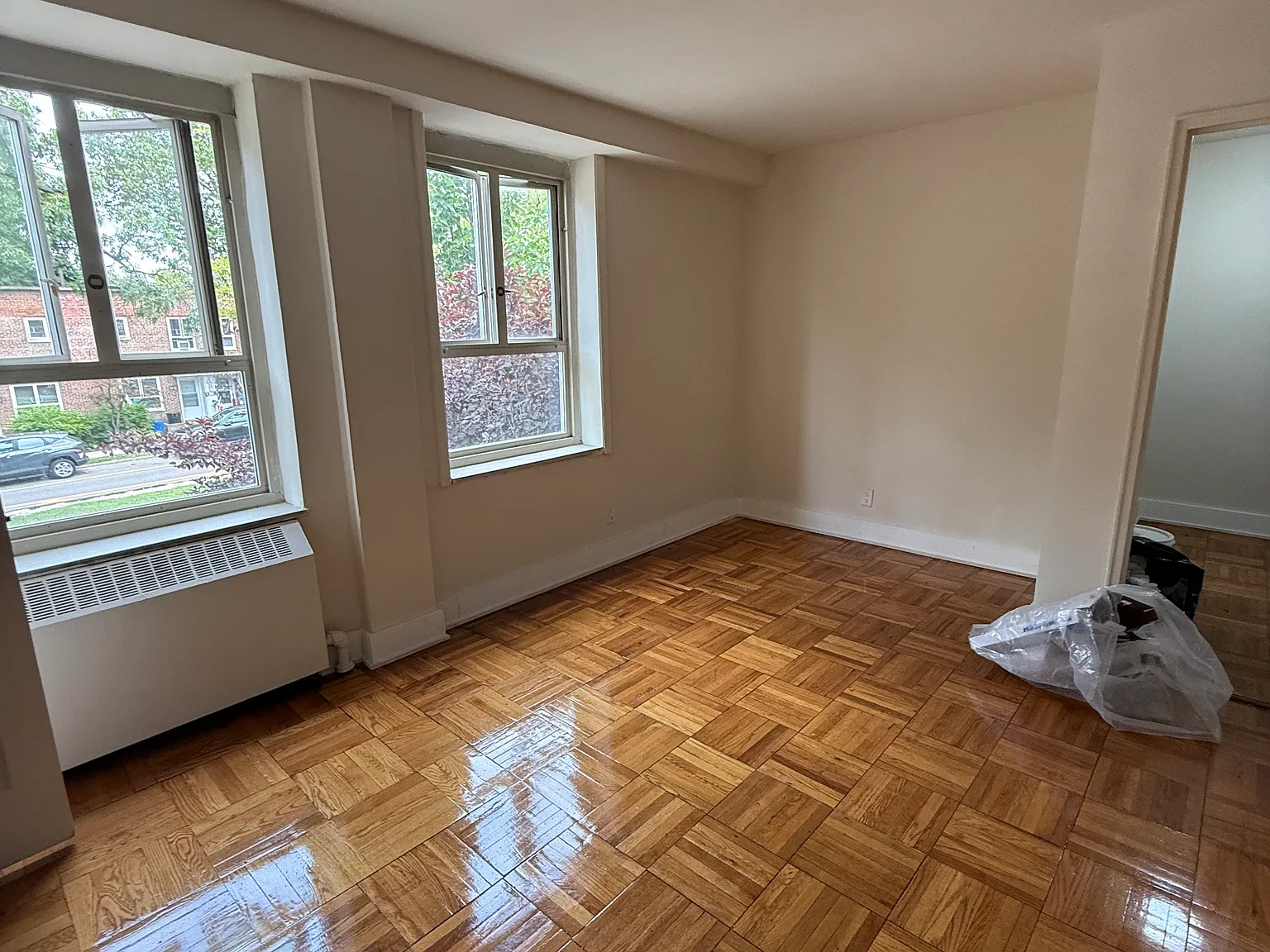 1 bed, 900 sqft, $2,700 — Photo 3