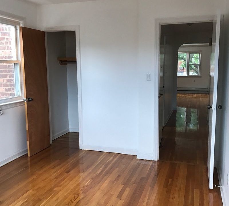 1st image of 2520 18th St