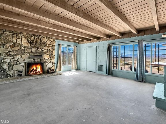 5th image of 66560 Sandy Ridge Dr