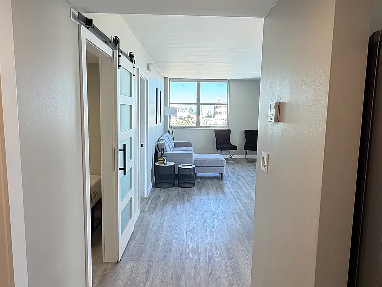 5838 Collins Ave #15H — Photo 1