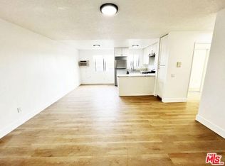 5440 Carlton Way #5440, Los Angeles, CA 90027
