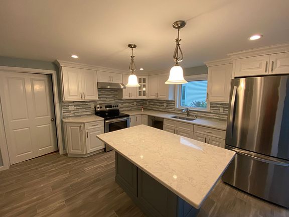 4th image of 1 Bellewood Dr #1