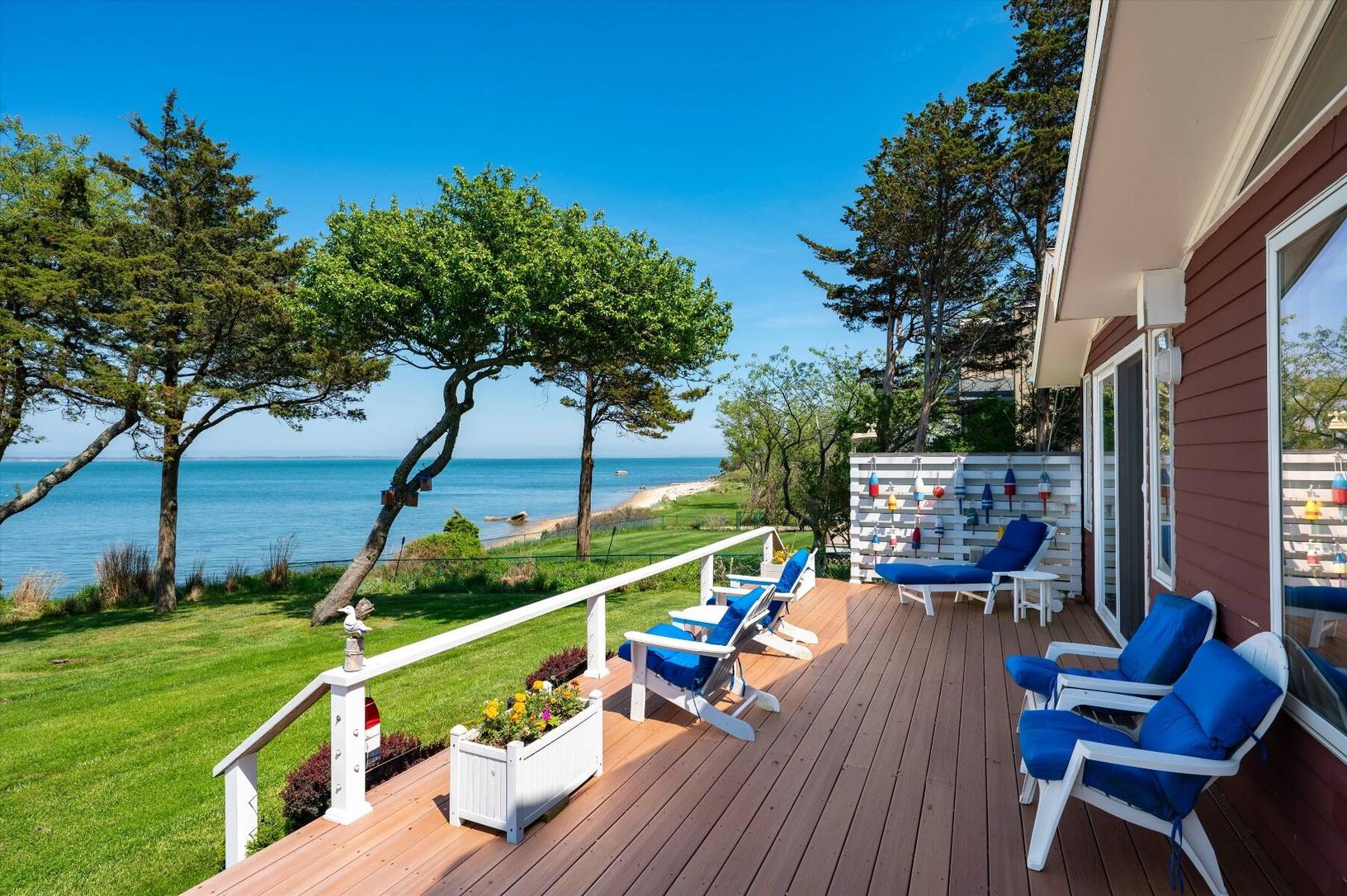 Ample Decking and Lawn