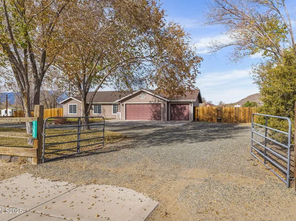 1362 Kim Pl, Minden, NV 89423