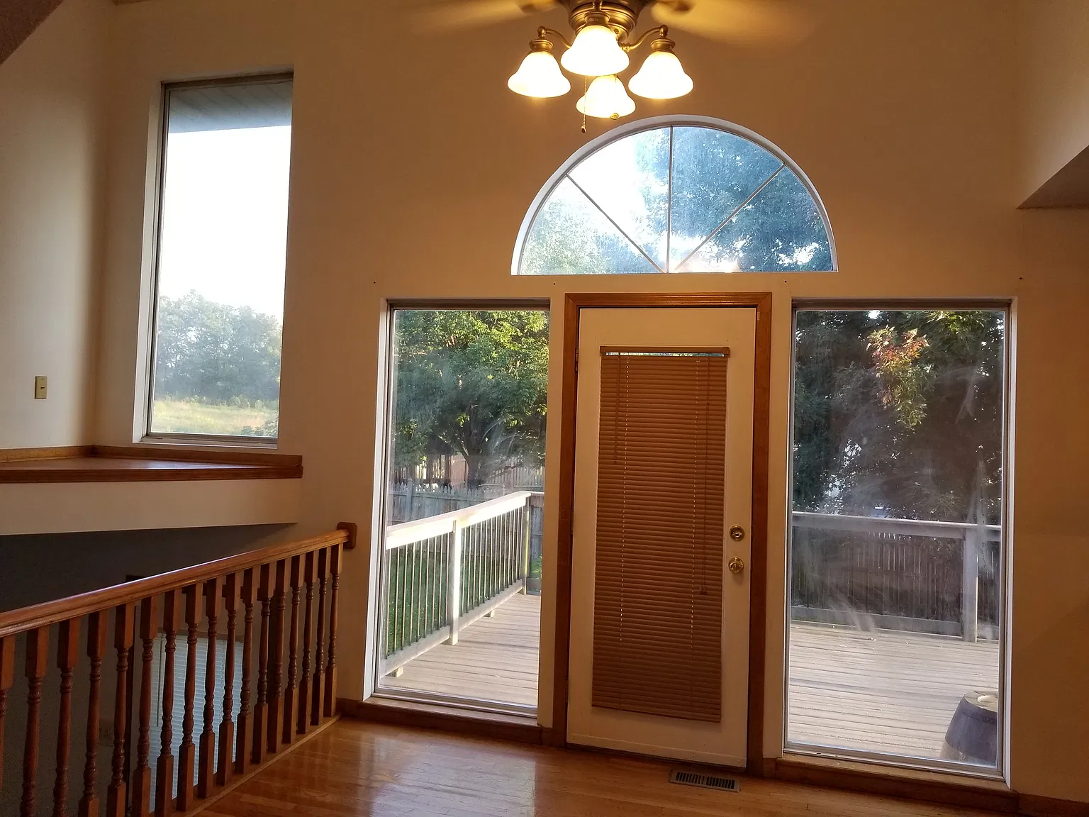 4 bed, 2607 sqft, $2,100 — Photo 3
