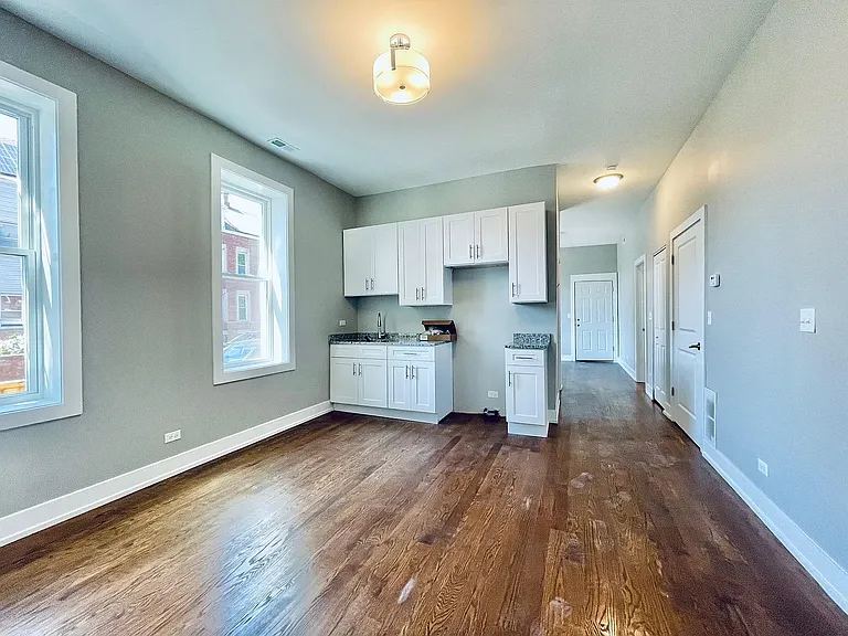 2659 W 22nd Pl #1S — Photo 3