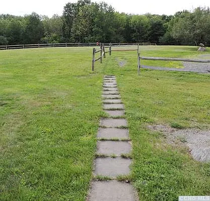 Bradleys Crossing Rd — Photo 3