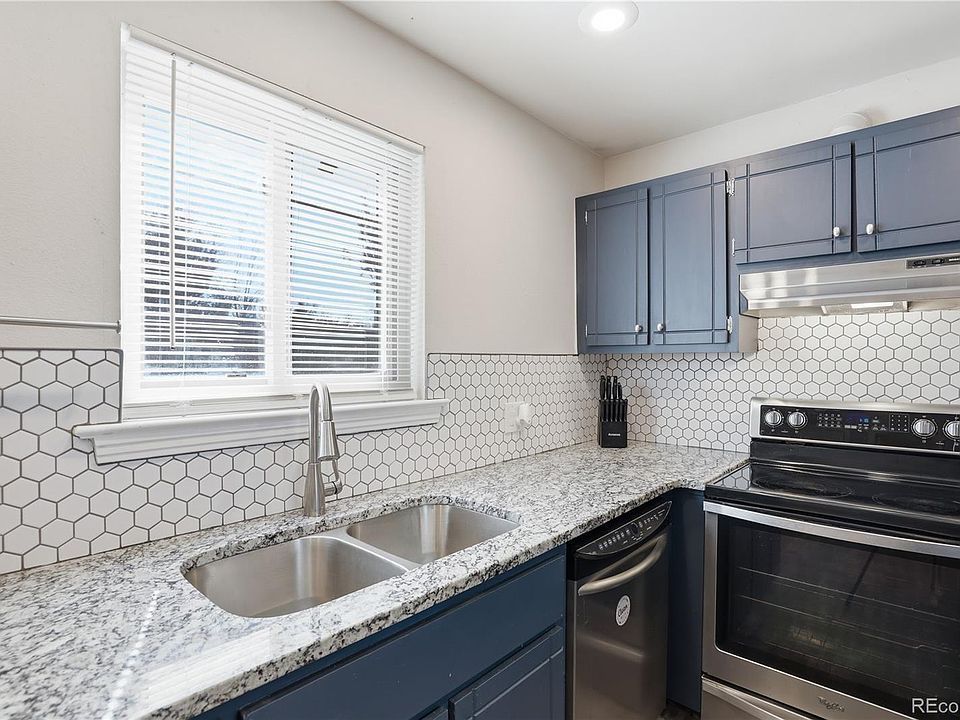 1st image of 1390 Everett Court #209