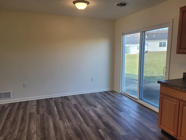 100 Sterling Hills Dr — Photo 23