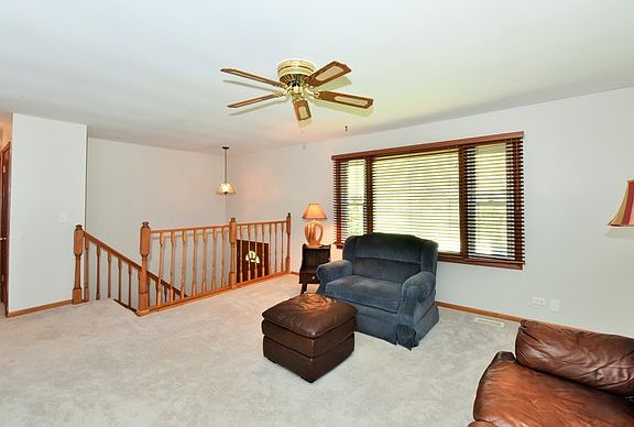 4th image of 21973 W Sarah Dr