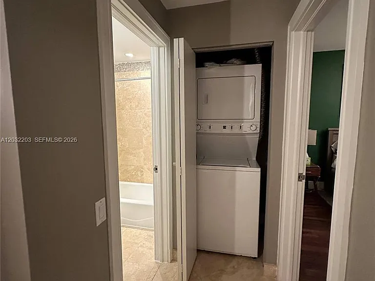 888 Brickell Key Dr #1004 — Photo 21