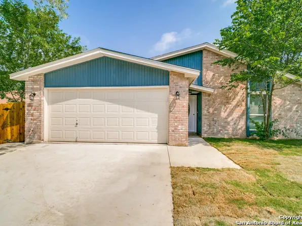 3401 Harvest Dr, Cibolo, TX 78108