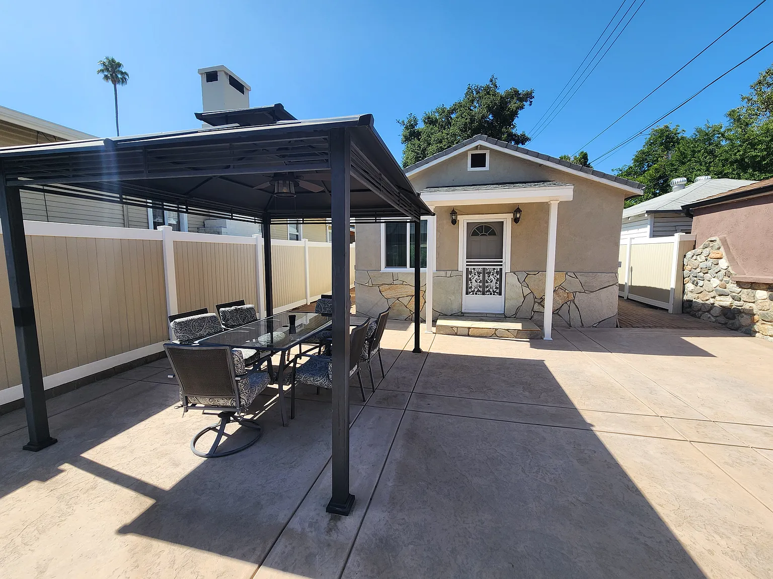 1 bed, 750 sqft, $2,995 — Photo 4