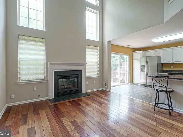 79 Tattersall Dr — Photo 2
