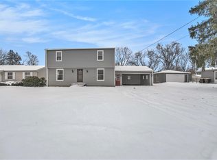 594 Netherfield St NW, Comstock Park, MI 49321