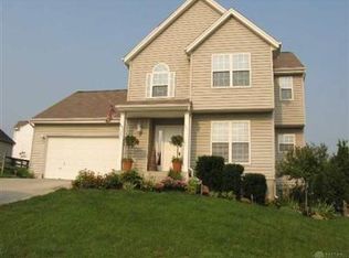 907 Stone Ridge Ln, Lebanon, OH 45036