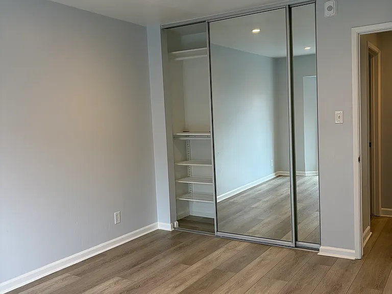 1817 California St #208 — Photo 15