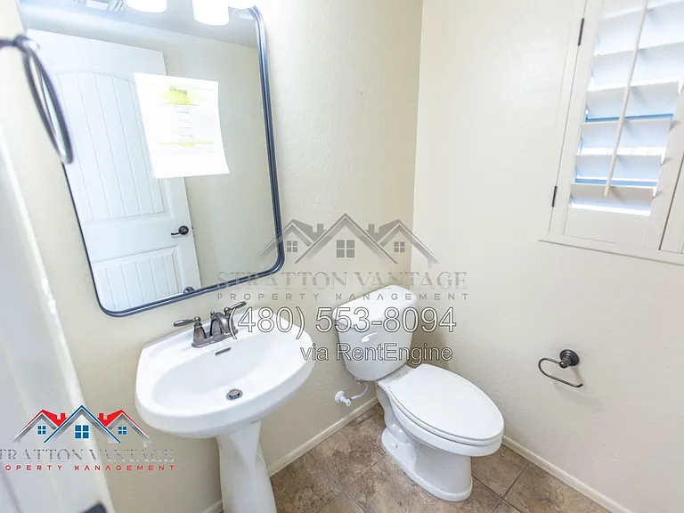 4467 E Remington Dr — Photo 18