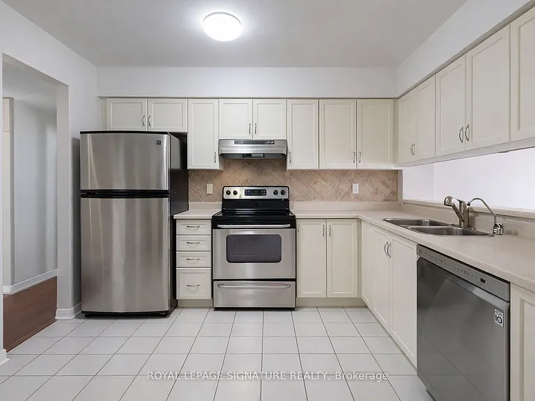 309 Major Mackenzie Dr E #501 — Photo 9