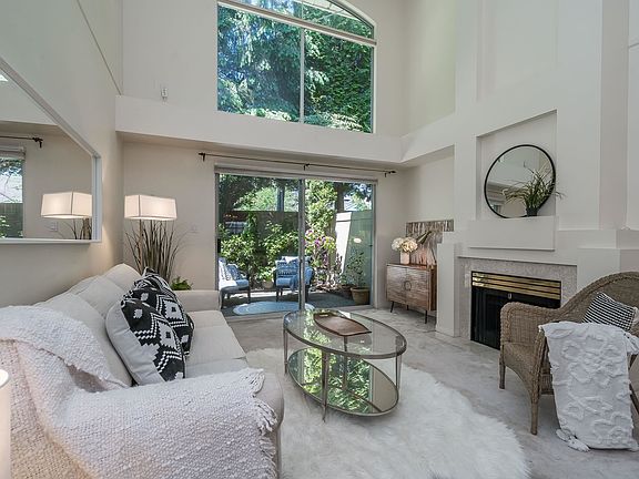 3rd image of 15273 24th Ave #10