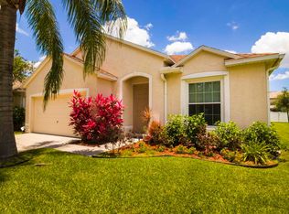 2823 Glasbern Cir, West Melbourne, FL 32904