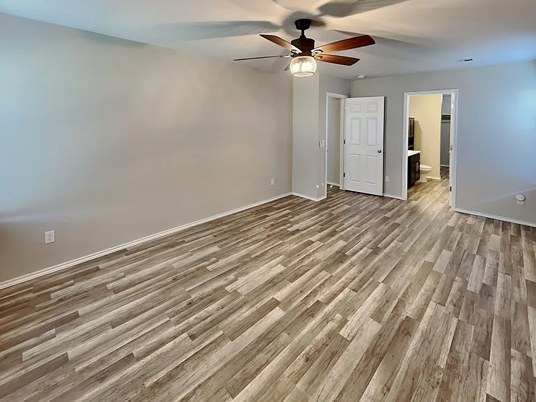 1901 W Autumn Way — Photo 10