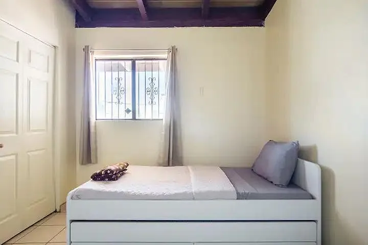 2401 N Jordan Dr — Photo 18