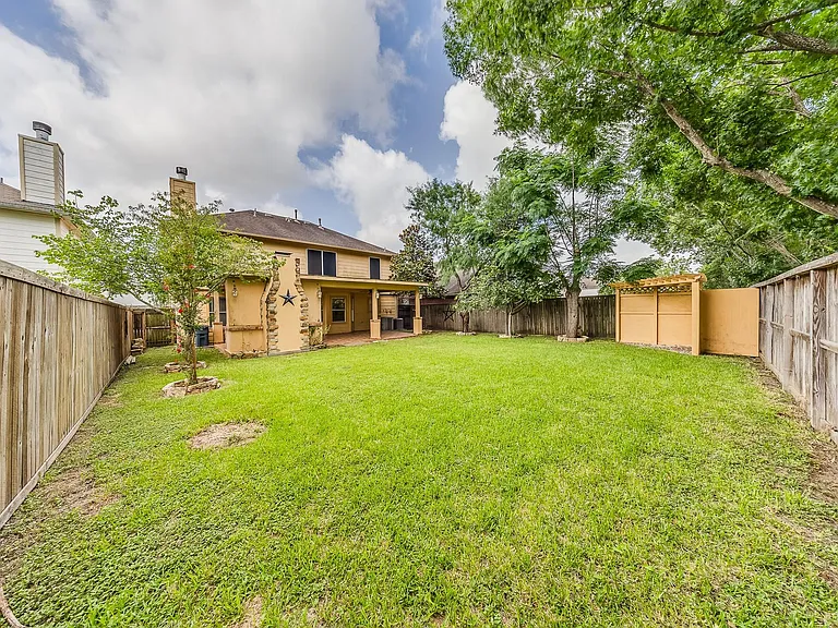 16130 Coleburn Dr — Photo 41
