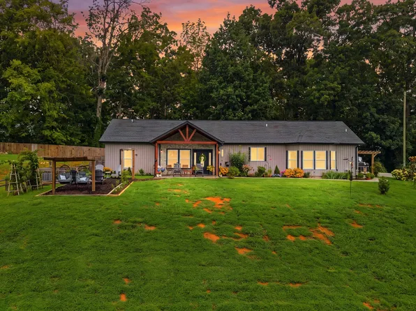 2240 E Union Valley Rd, Seymour, TN 37865