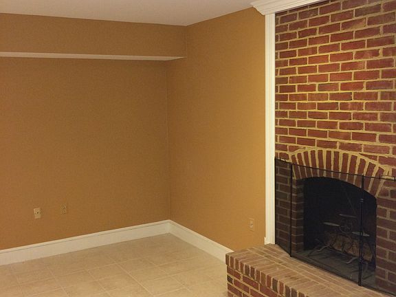 4th image of 4418 Lingan Rd NW #B