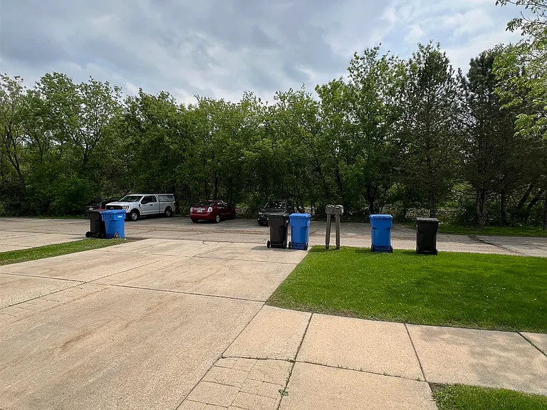6649 Windsor Commons Ave — Photo 38