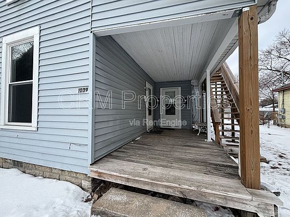 2nd image of 1039 S Washington St APT 2