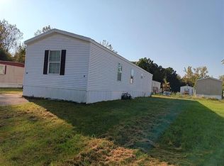 54 Oak St, Crestline, OH 44827