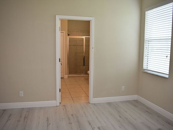5th image of 5060 Creekside Park Ave