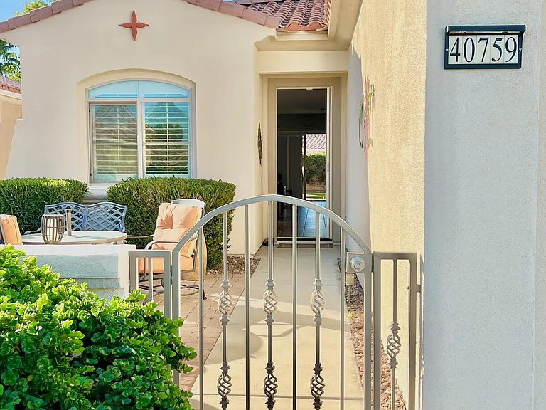 40759 Calle Guapo — Photo 3