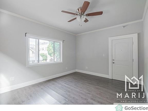 5th image of 2820 W 8th St APT 21