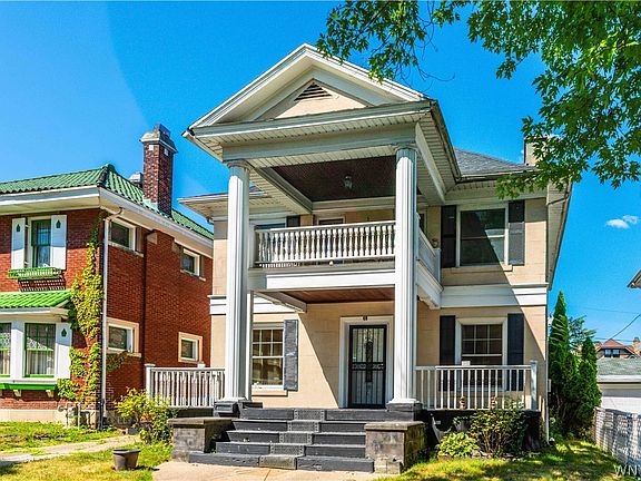 3rd image of 40 Niagara Falls Blvd