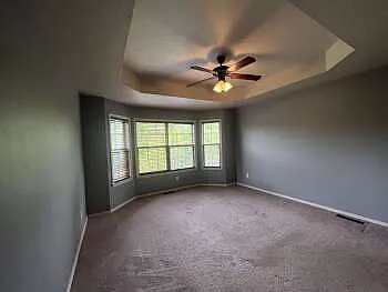 160 Cedarwood Ave — Photo 5
