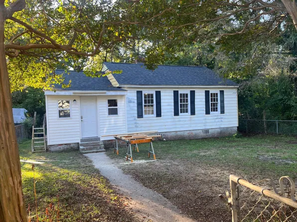 4723 Linden St, Columbia, SC 29203