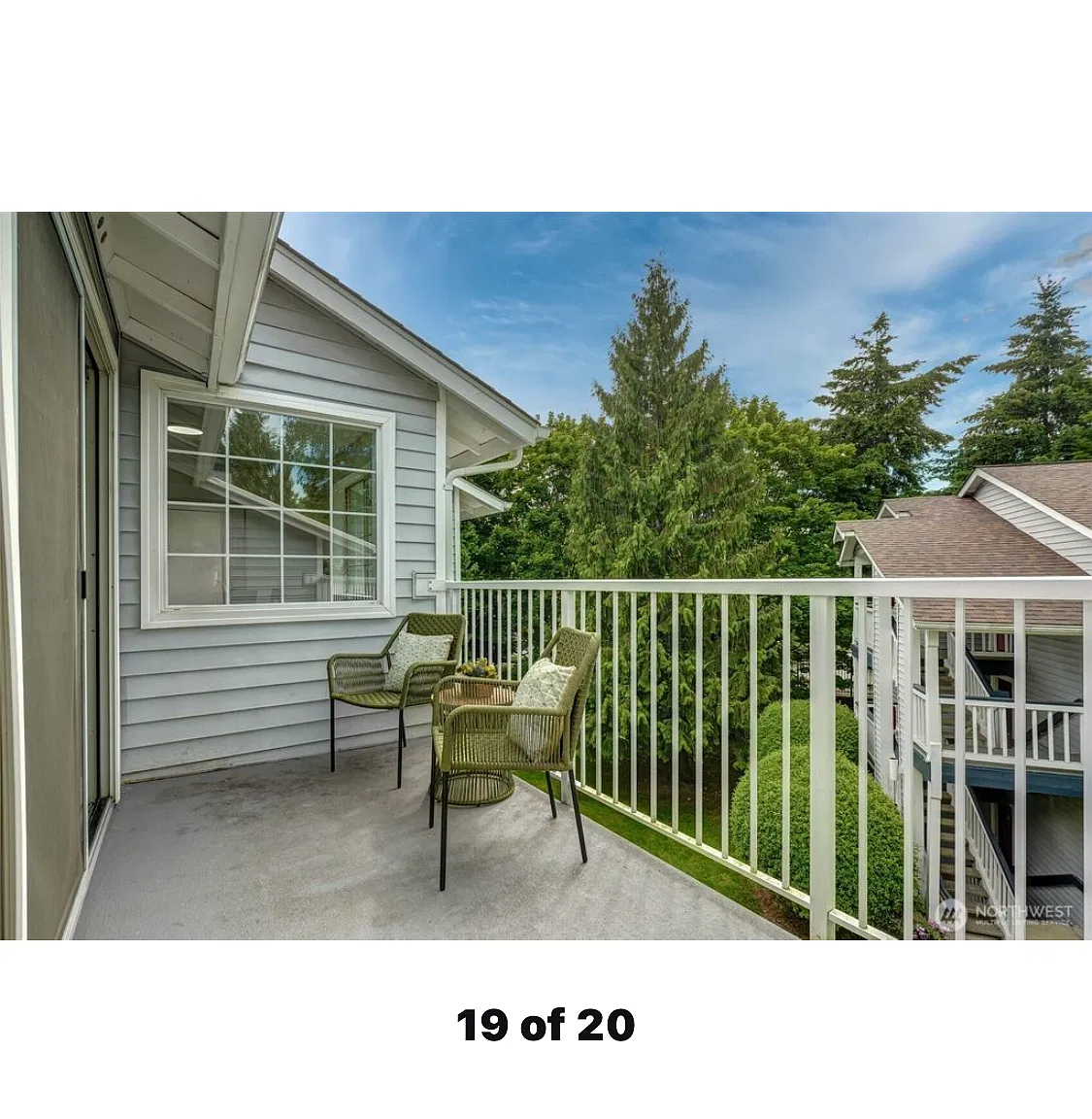 2 bed, 920 sqft, $2,295 — Photo 4