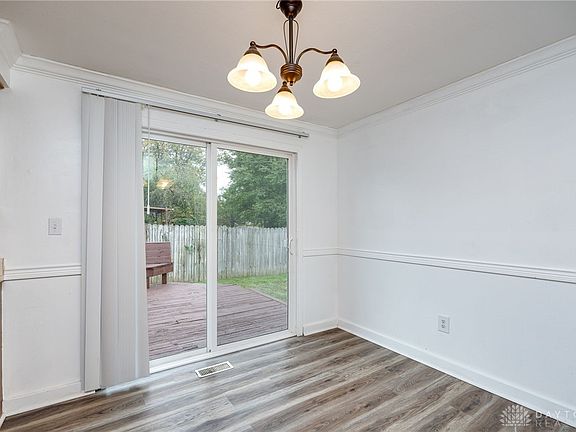 4th image of 265 Porter Dr