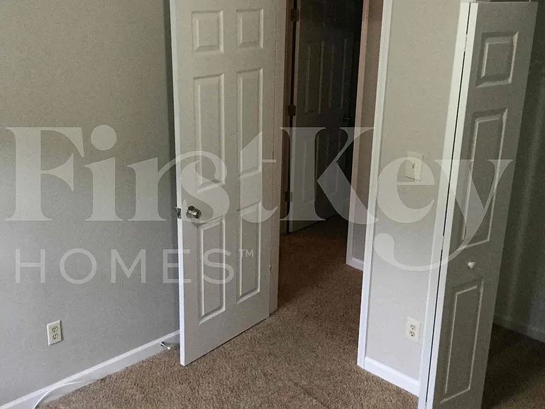 1775 Independence Dr — Photo 13