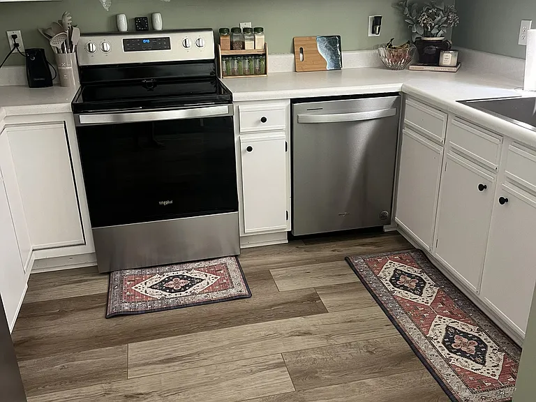 Various furnished pics