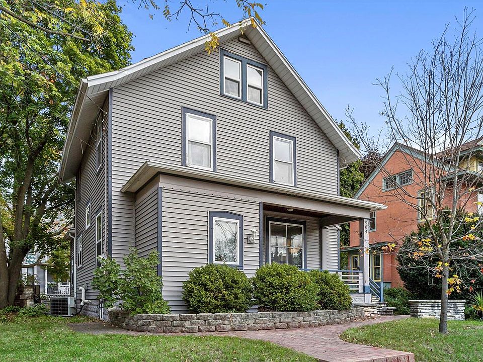 1st image of 904 Lincoln AVENUE