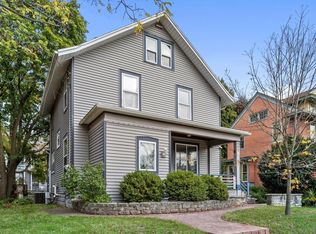 904 Lincoln Ave, Waukesha, WI 53186