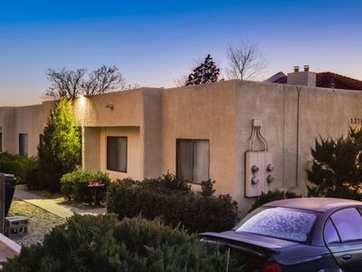 12100 Candelaria Rd NE, Albuquerque, NM, 87112