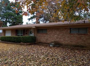 4 Park Ln, Texarkana, TX 75503