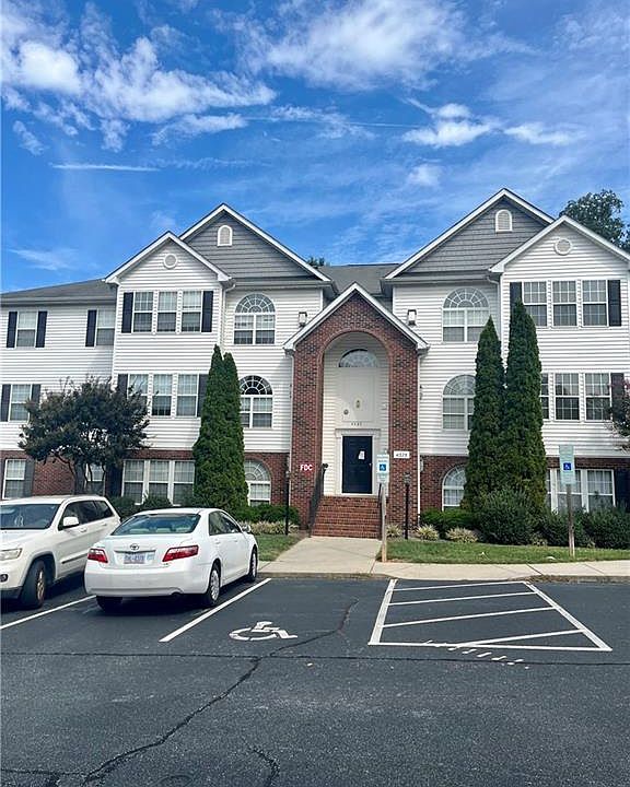 1st image of 4325 Cedarcroft Ct